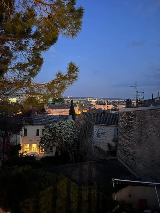 Nimes Centre Superbe Studio Exterior photo
